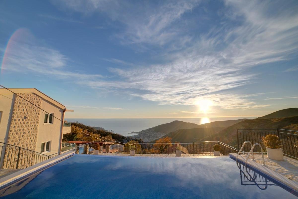 Villa Jelena With Private Pool - Lapcici Budva Eksteriør billede