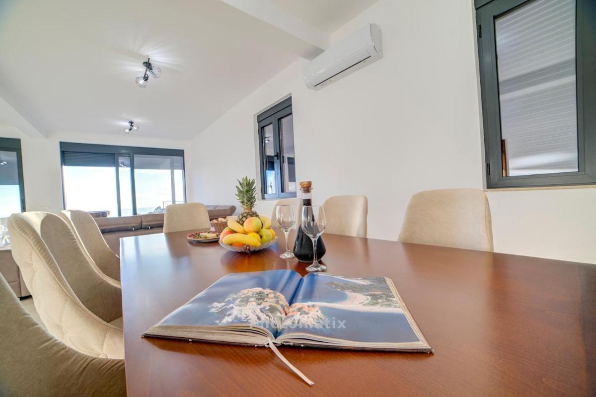Villa Jelena With Private Pool - Lapcici Budva Eksteriør billede