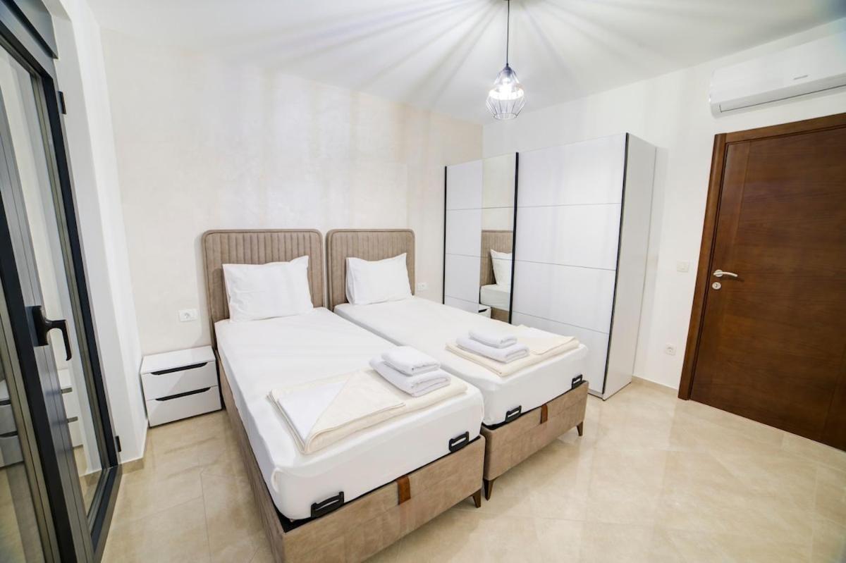 Villa Jelena With Private Pool - Lapcici Budva Eksteriør billede