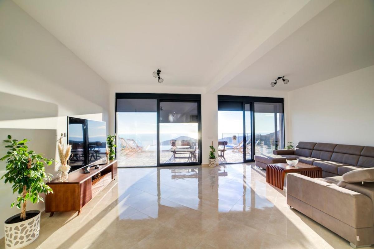 Villa Jelena With Private Pool - Lapcici Budva Eksteriør billede