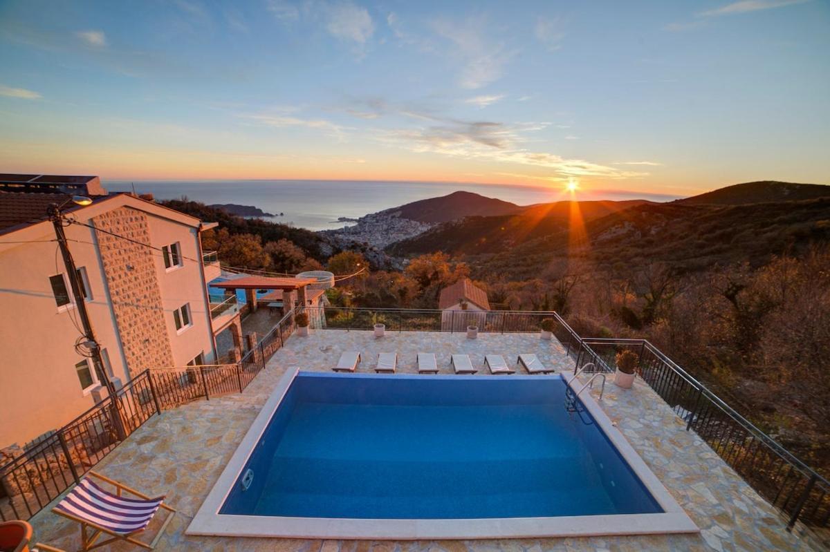 Villa Jelena With Private Pool - Lapcici Budva Eksteriør billede